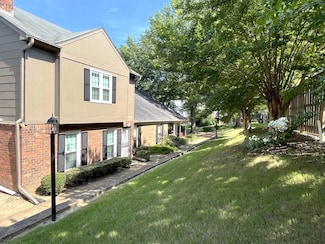 6960 Country Rd, Germantown, TN 38138