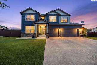 2018 S Tweedt St, Kennewick, WA 99338