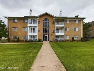 8502 Atrium Dr Unit 801, Louisville, KY 40220