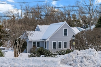 27 Grassland St, Lexington, MA 02421