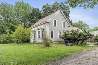 924 River Rd, Buxton, ME 04093