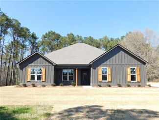 12510 Lee County Road 72, Camp Hill, AL 36850