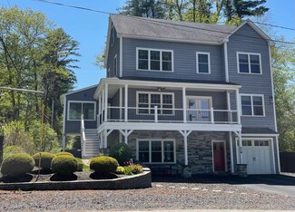 23 Walkeys Rd, Windham, NH 03087