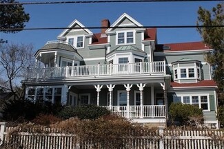 30 Waldron St, Marblehead, MA 01945