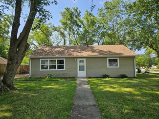 34W739 Clyde Pkwy, Saint Charles, IL 60174