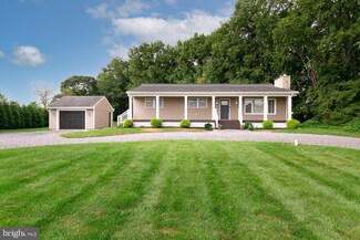 155 Fostertown Rd, Lumberton, NJ 08048