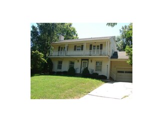 2227 W 63rd St, Mission Hills, KS 66208