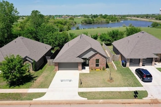 2225 Alameda Park Dr, Norman, OK 73071