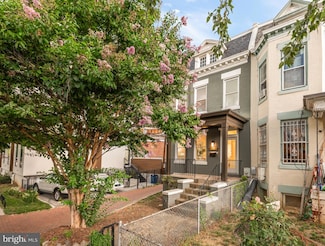 1371 Perry Place NW, Washington, DC 20010