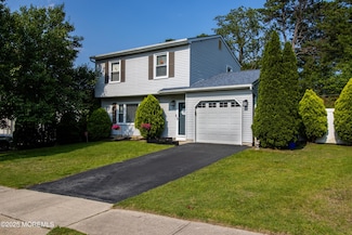 815 Constitution Dr, Brick, NJ 08724
