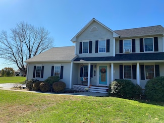 29 Meadowbrook Dr, Brooklyn, CT 06234