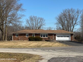 2789 Walnut Ave, Kingdom City, MO 65262