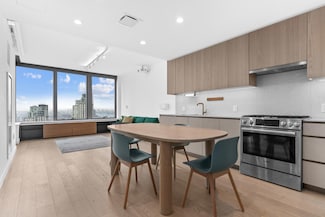 3 Court Square Unit 3909, Long Island City, NY 11101