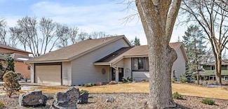 9470 Risewood Cir, Eden Prairie, MN 55347