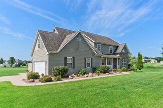 686 Flint Dr, Hebron, IN 46341