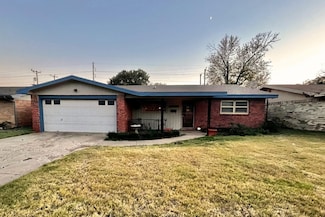 5425 33rd St, Lubbock, TX 79407