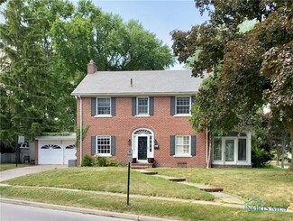 3404 Brantford Rd, Ottawa Hills, OH 43606