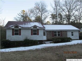 1606 Brackenrich Dr, Weaver, AL 36277