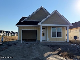 101 Finch Loop, Beaufort, NC 28516