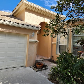 2018 Reston Cir, Royal Palm Beach, FL 33411