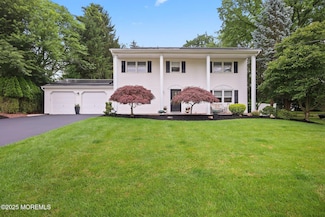 4 Lake Louise Rd, Morganville, NJ 07751