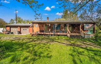 1090 E Jefferson St, Jefferson, OH 44047