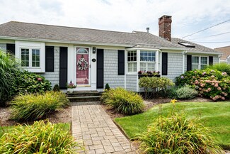 85 Surfside Rd, West Dennis, MA 02670