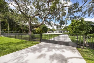 6855 SW 112th St, Miami, FL 33156