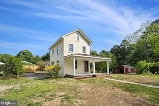 2651 Carmines Island Rd, Hayes, VA 23072