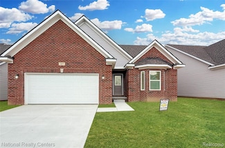 253 Devonshire Dr Unit 2, Lapeer, MI 48446