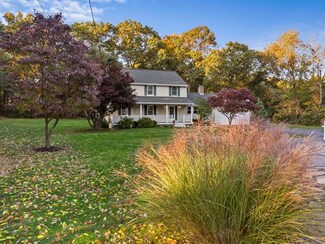 44 Apple Blossom Ln, Raynham, MA 02767