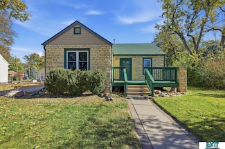 2828 N 56th St, Lincoln, NE 68504