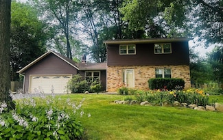 10 Aster Ct SW, Etna, OH 43062