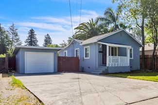 3425 53rd St, Sacramento, CA 95820