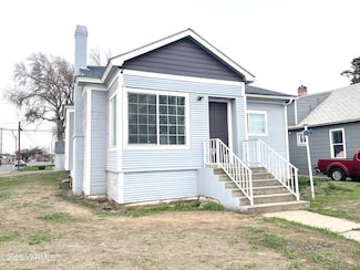 211 S Date St, Toppenish, WA 98948