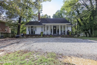 1262 Hollywood Dr, Jackson, TN 38301