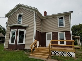 44 West Ave, Lyndonville, NY 14098