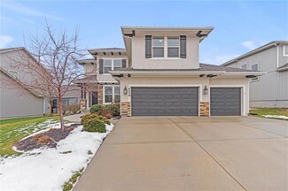 6038 Redbud St, Shawnee, KS 66218