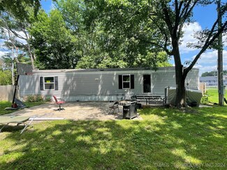 1448 Yellow Jacket St, Westville, OK 74965
