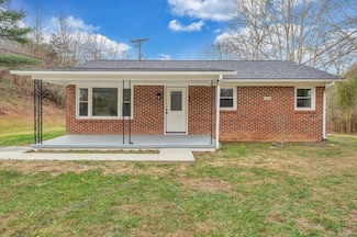 1513 Blair St, Christiansburg, VA 24073