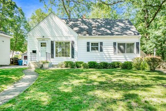 2522 Kensington Dr, Kalamazoo, MI 49008