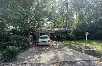404 Mitchell St, Picayune, MS 39466