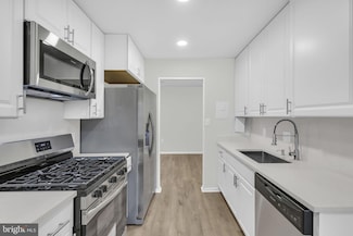 878 College Pkwy Unit 104, Rockville, MD 20850