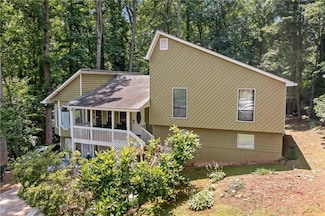 592 Ferry Creek Ct, Acworth, GA 30102