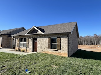 1509 Green Ln, Shelbyville, TN 37160