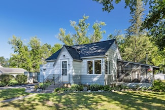 1223 L St NE, Brainerd, MN 56401