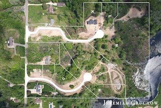 757 W Sedona Hills Ct NE, Grand Rapids, MI 49525