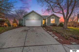 2916 N 153rd Cir, Omaha, NE 68116