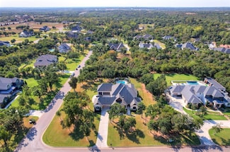 4616 Corridor Dr, Edmond, OK 73034