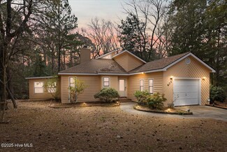 673 Folly Dr SE, Bolivia, NC 28422